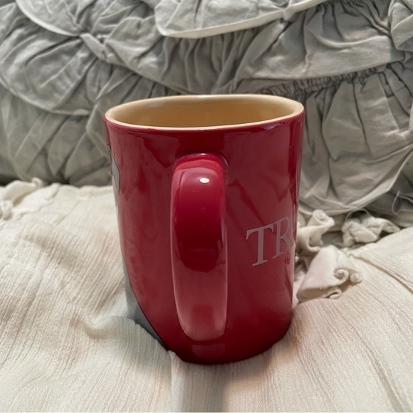 DISNEY Tramp Lady and the Tramp Red Heart Mug official Disney - Picture 5 of 5